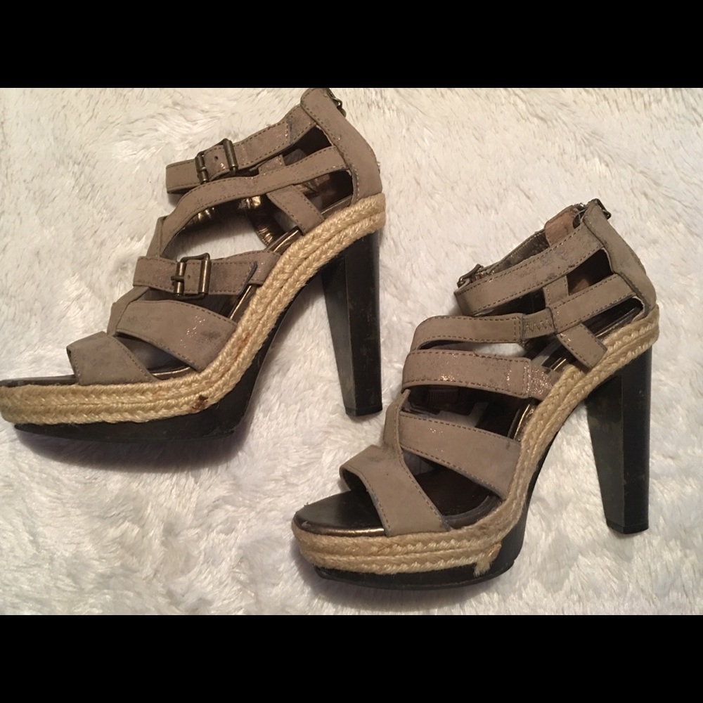 Simply Vera - Vera Wang Strappy Buckskin Heels 7